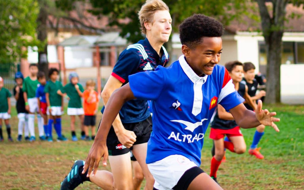 stage rugby guy noves