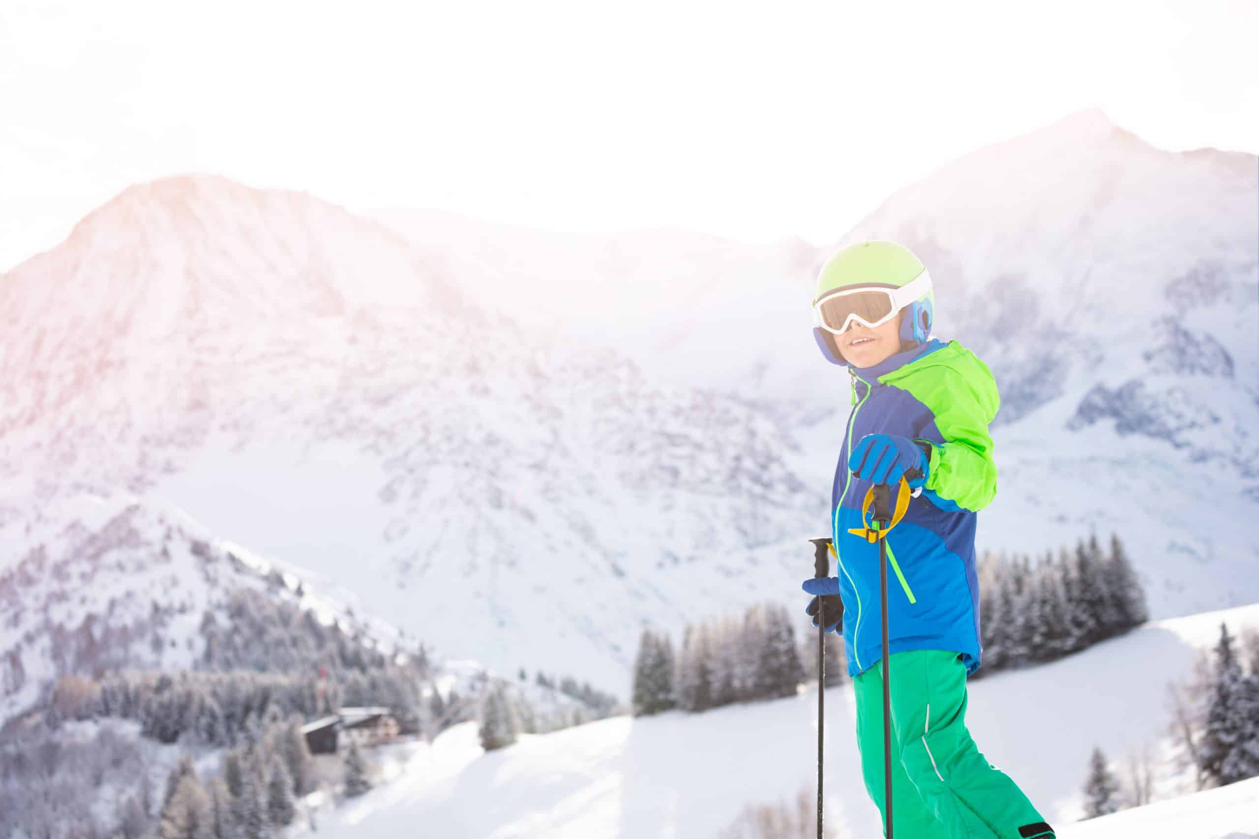 enfant colonie de vacances ski